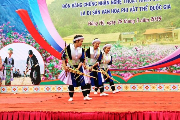 Nghệ thuật Khèn của người Mông